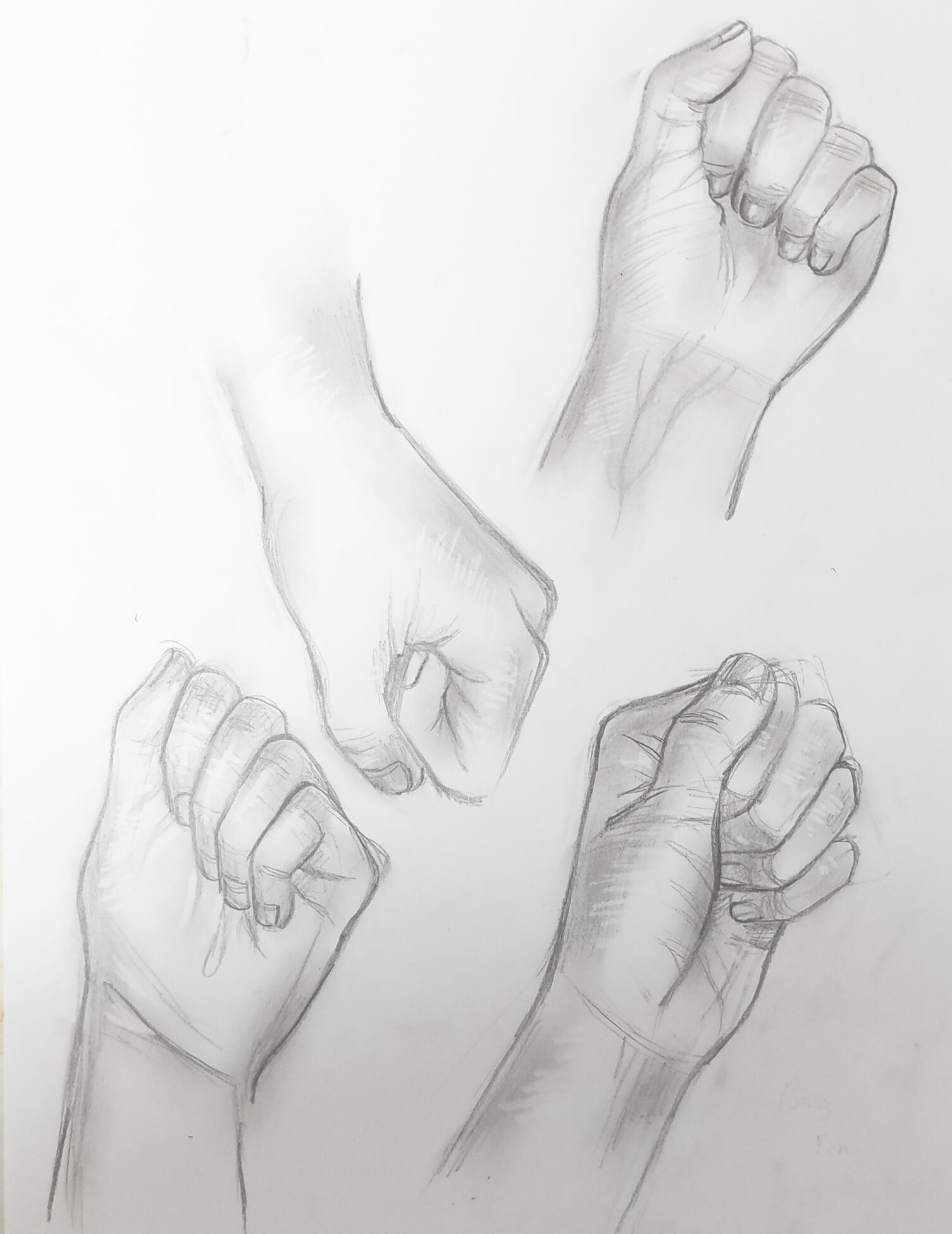 Mains : crayon gris
